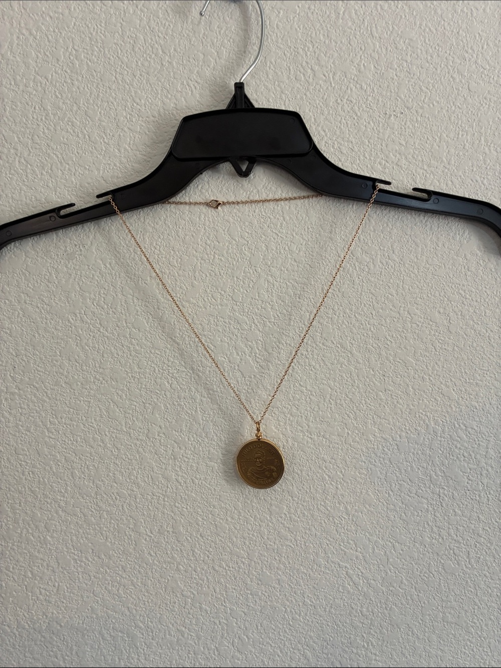 Aloha Vintage Gold-Tone Uncirculated Coin Pendant Necklace - Picture 5 of 5